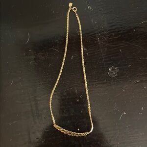 Elegant Gold Chain Necklace